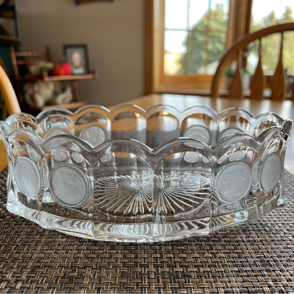 Vintage Fostoria Coin Pattern Oval Bowl - Picture 2 of 7